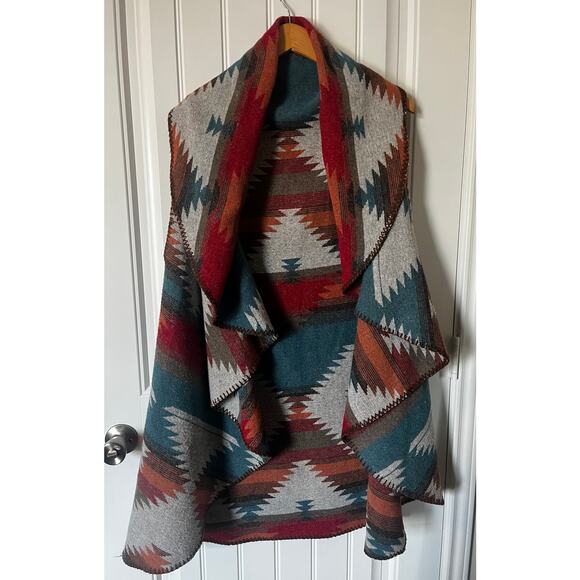 Southwest Pattern Vest Shawl Poncho Fleece OSFM EUC - Picture 1 of 9